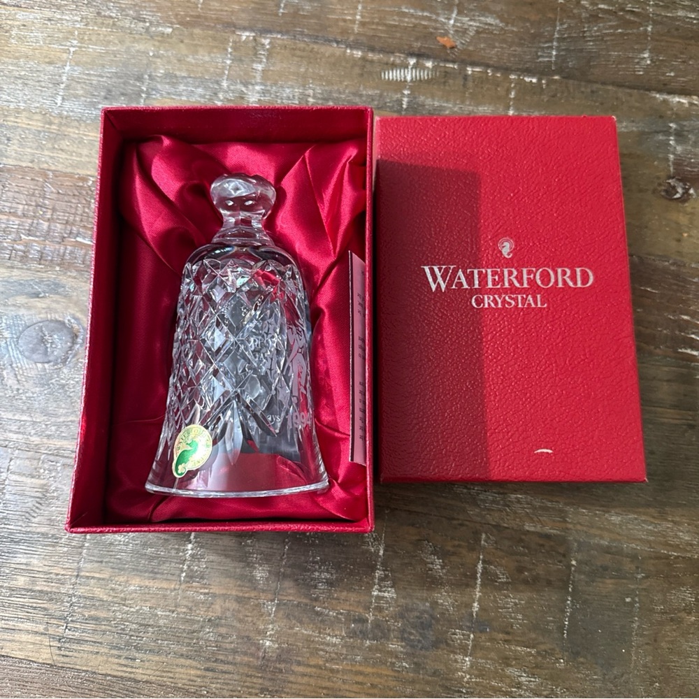Waterford Clear Crystal Diamond-Point Christmas Bell 1994 11 Pipers Piping